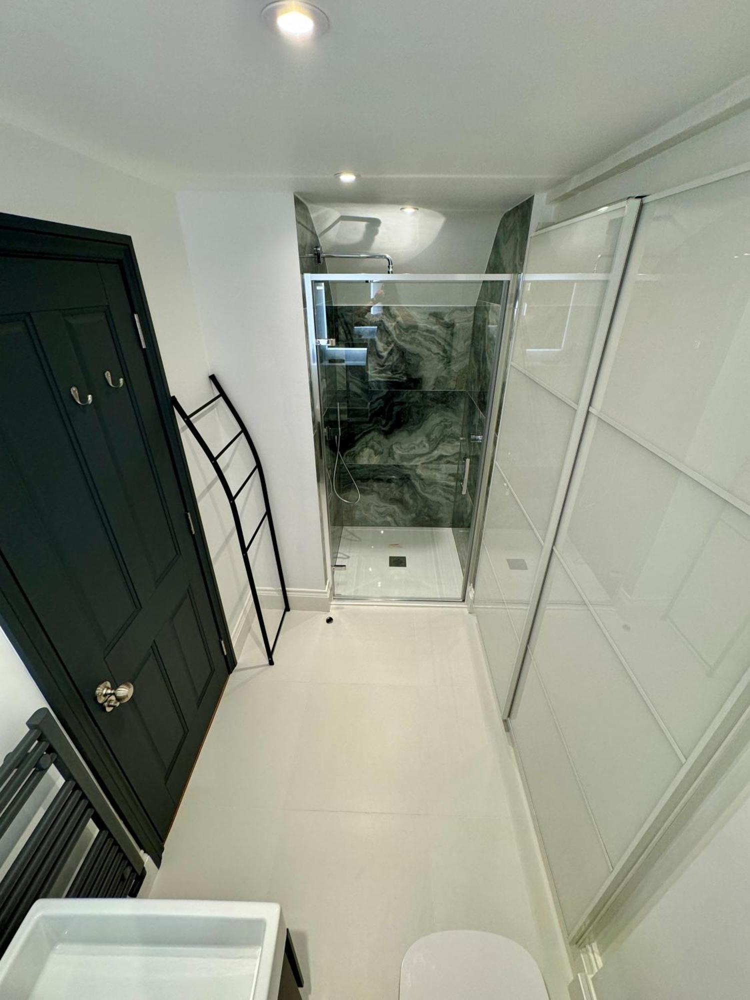 Romeo'S Arch High End Luxury In Centre Of Stratford With Parking Appartement Buitenkant foto