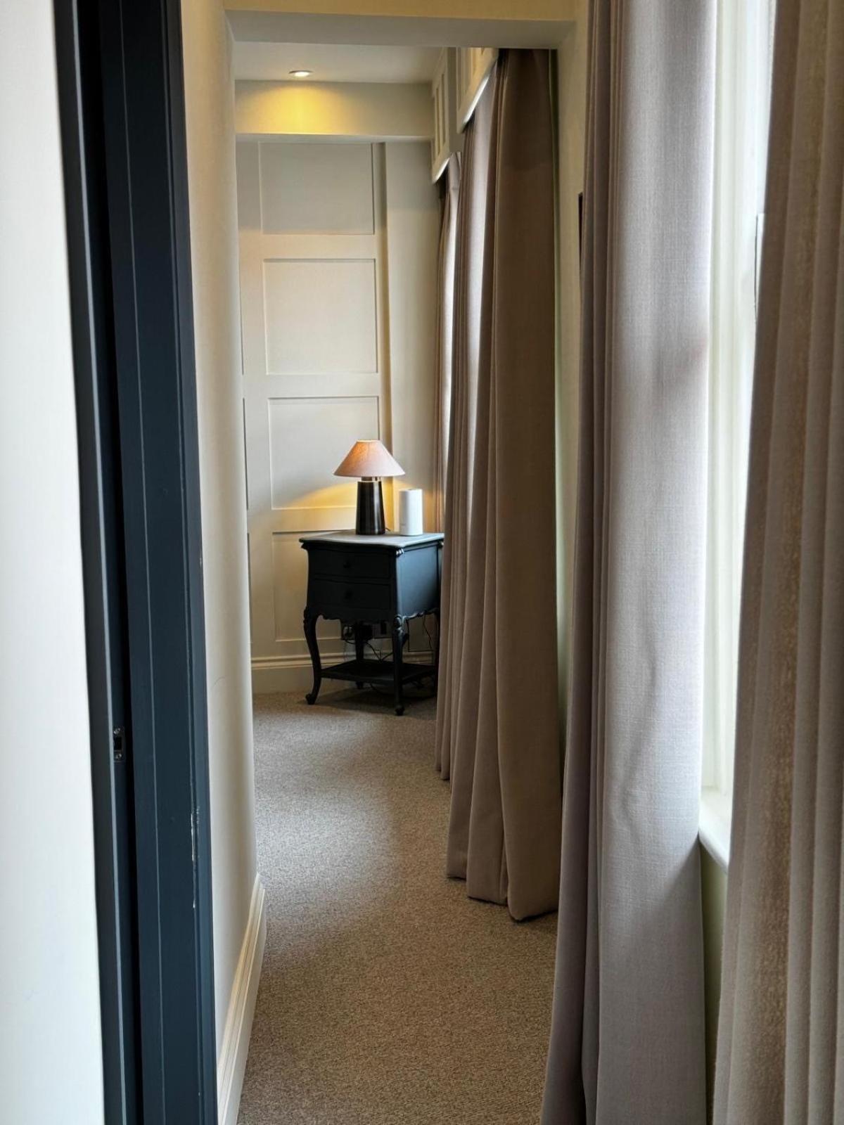 Romeo'S Arch High End Luxury In Centre Of Stratford With Parking Appartement Buitenkant foto